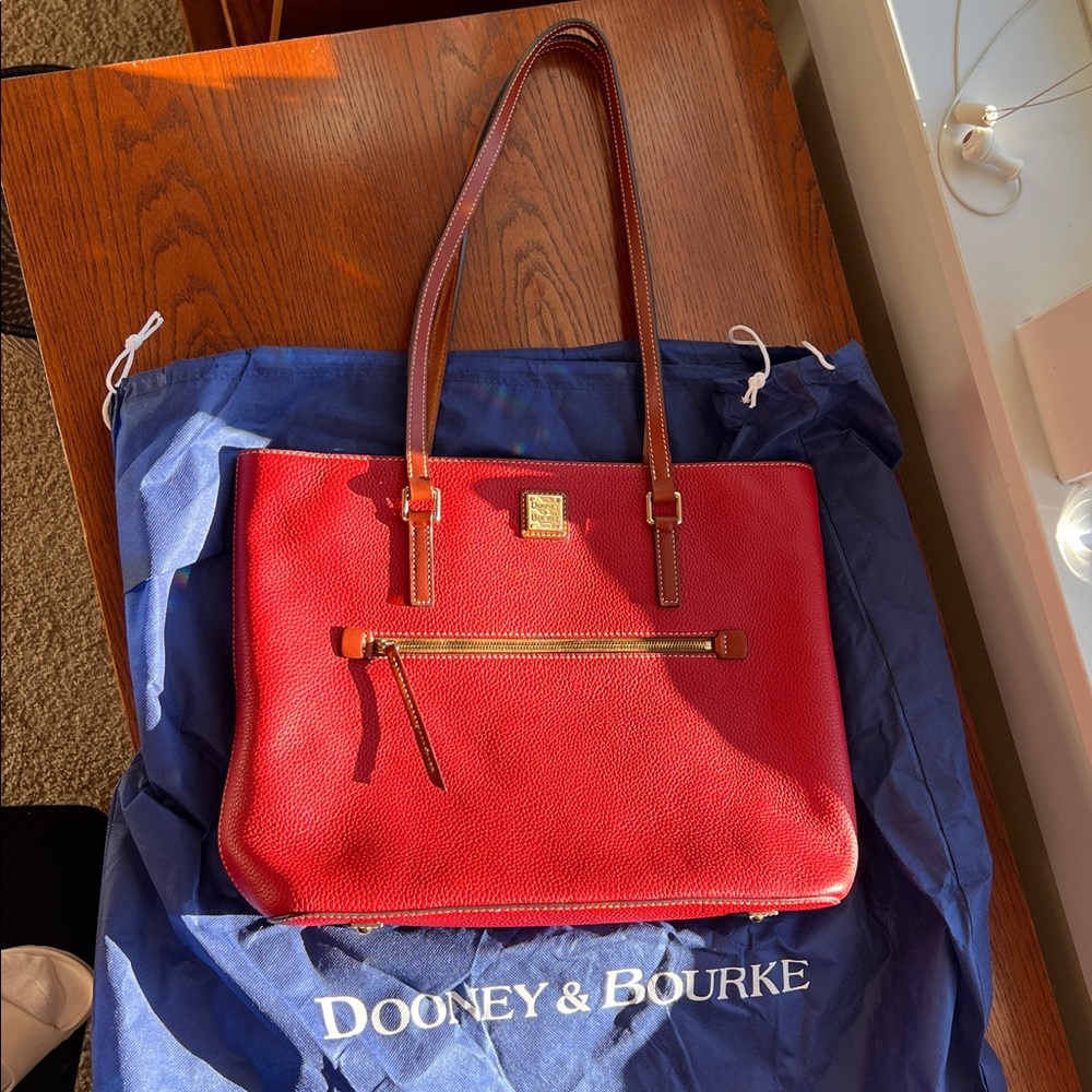 Dooney & Bourke Red Pebbled Leather Tote Bag - Picture 2 of 12